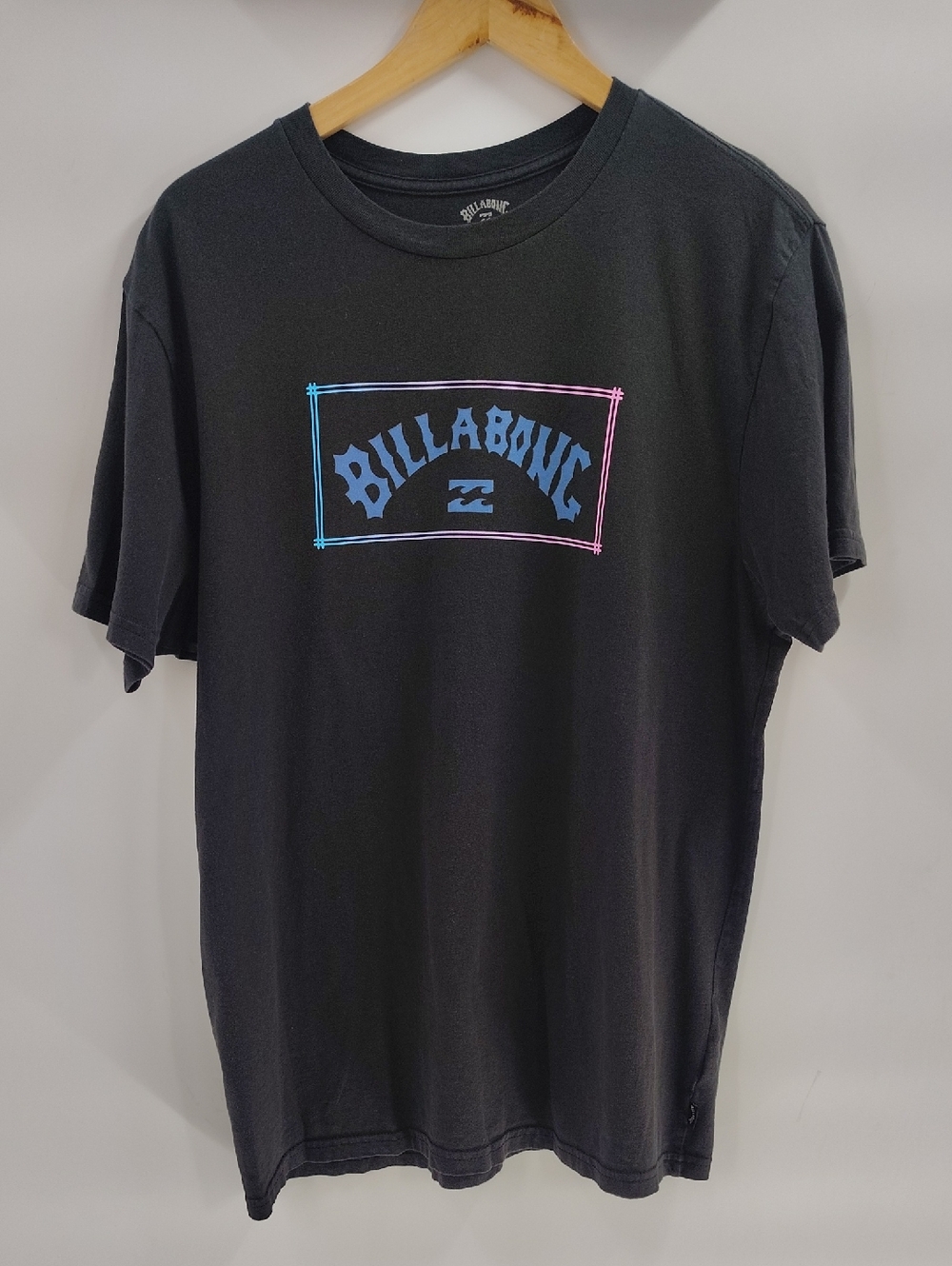 Men’s Billabong Arch Fill Short Sleeve Black Mens Black T Shirt- Size XL